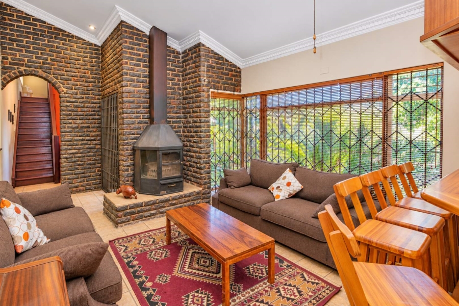 5 Bedroom Property for Sale in Schoemansville North West